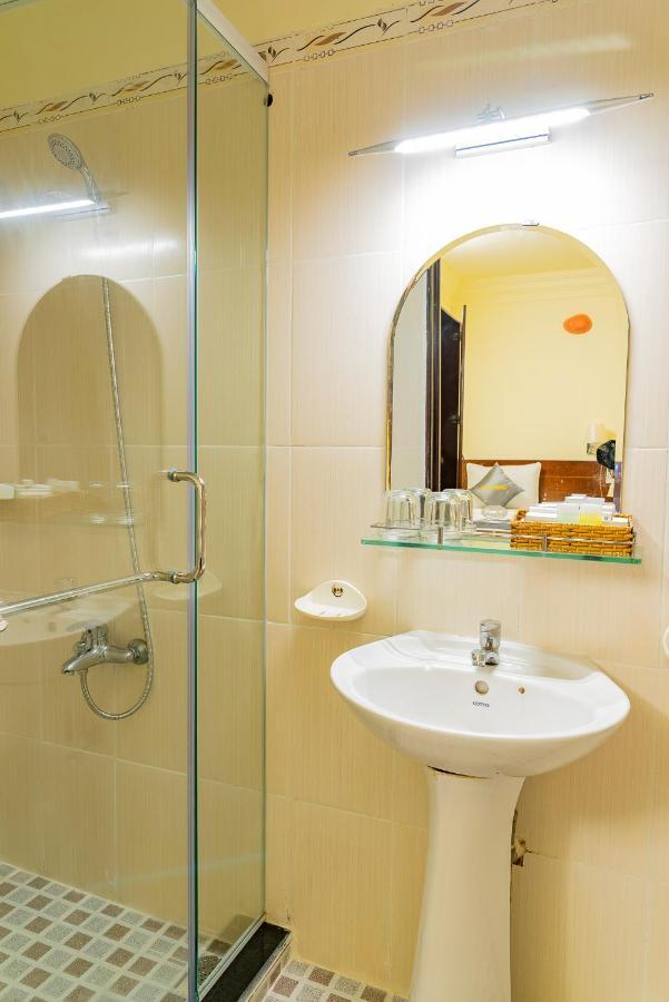 Cosmo Square Hotel Ho Si Minh-város Kültér fotó